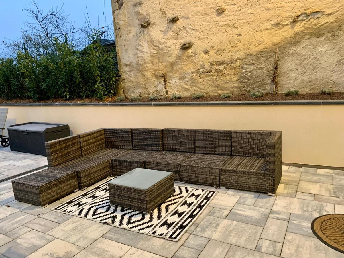Chez La Rose Luxueuse Cottage Avec Jacuzzi Rouvres-la-Chetive Exterior photo